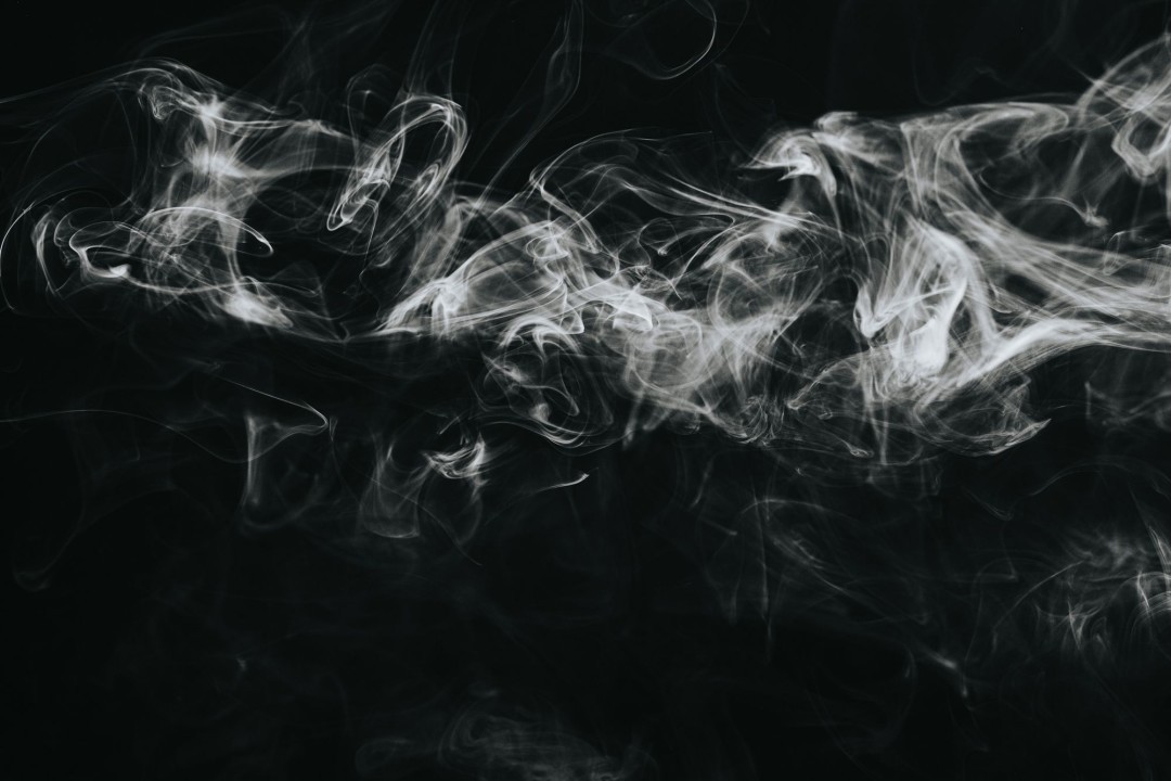 Cannabisblüten mit Samen zu rauchen ist nicht empfehlenswert...